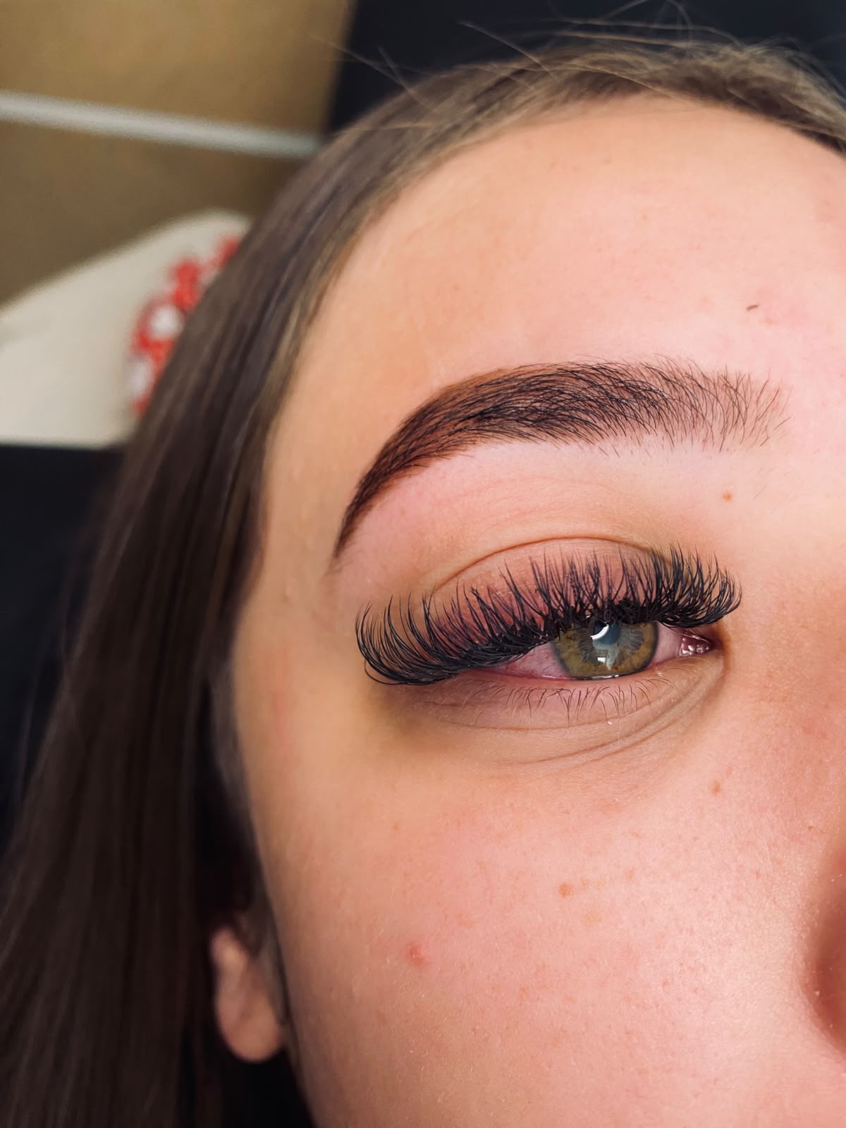 Resultado de Mega Volume com cílios intensos em olho verde