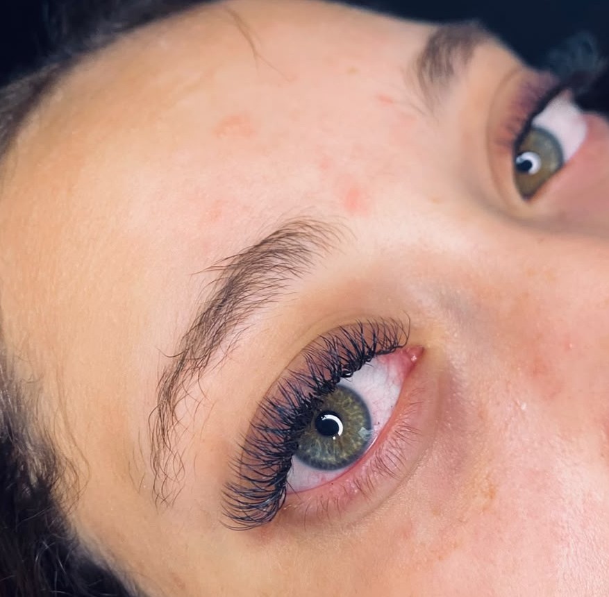 Resultado de Volume Brasileiro em olhos verdes